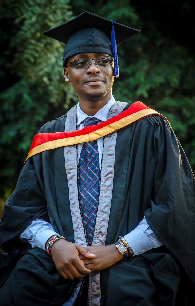 Academic degree Graduation ceremony Graduate University College Bachelor's  degree, graduation gown, university, business School, phd png | PNGWing