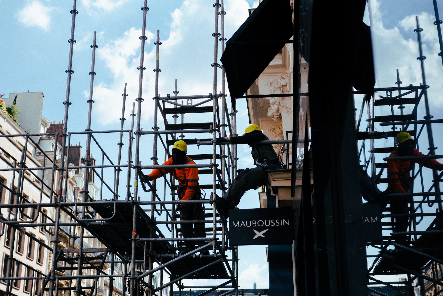 Scaffold Safety: Inspection and Fall Protection Measures