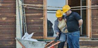 a worker supporting an injured co worker