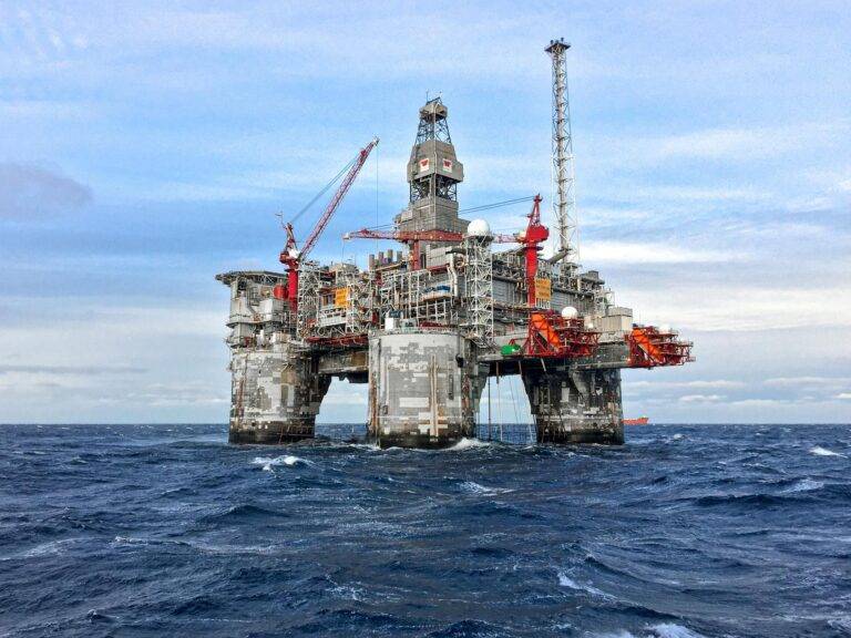 oil platform