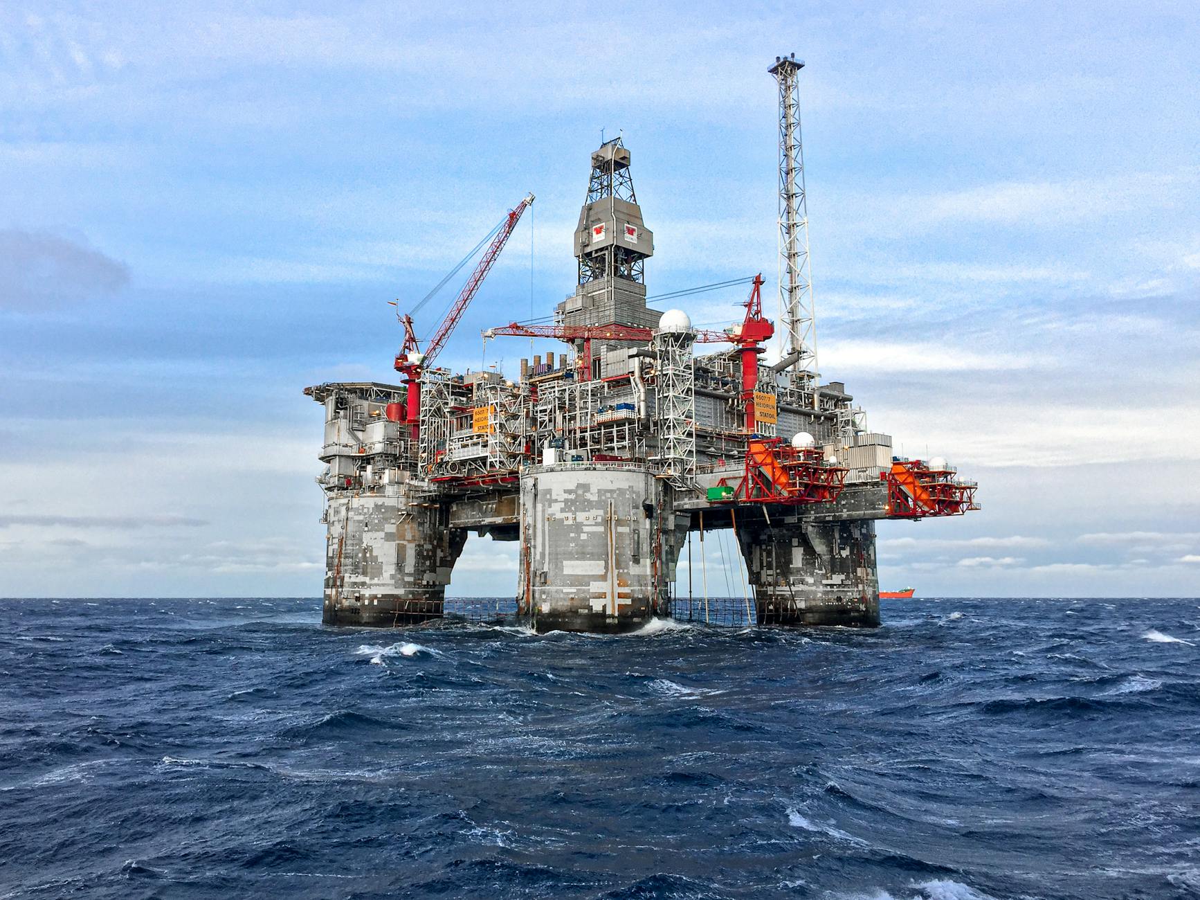 Rig Safety Officer Interview Question and Answer
