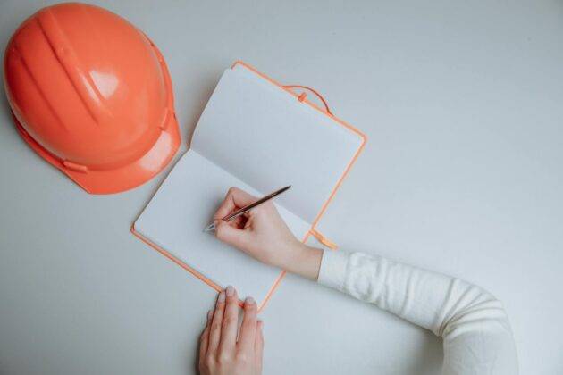 Top 25 Safety Moments to Promote a Culture of Safety at Work - HSE ...